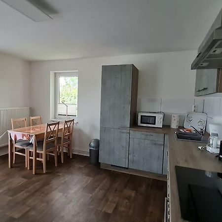 Komfortabele Ferienwohnung In Ruhiger Lage Сасниц Екстериор снимка